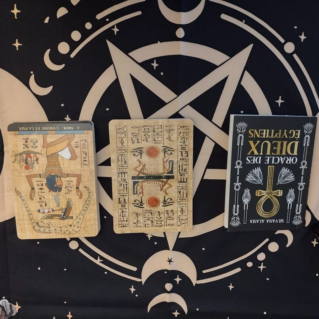 tirage de cartes oracles pour s'initier à la divination
