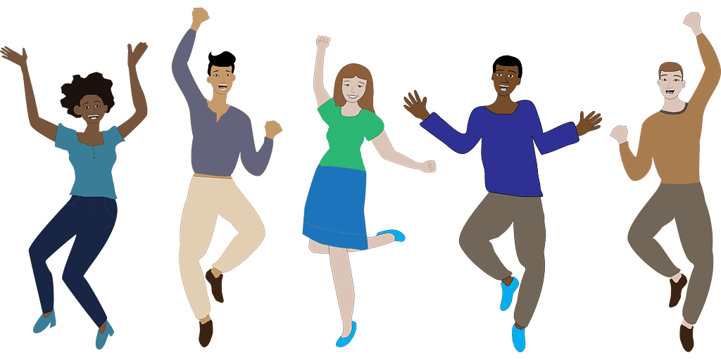 personnes variées avec de grands sourires pour illustrer la joie